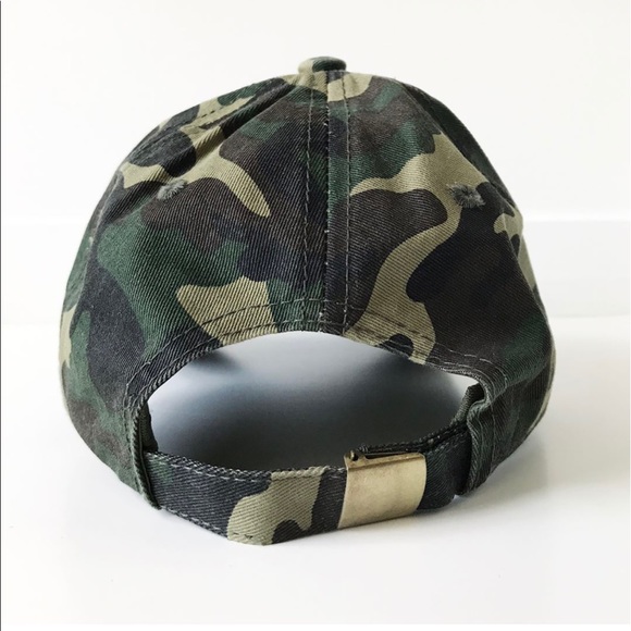 Good Vibes Hat in Camo - Picture 3 of 4